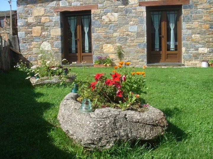 Hotel Rural El Caseron De Линарехос Экстерьер фото